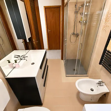 Park - Casa Montan - Bilocale شقة